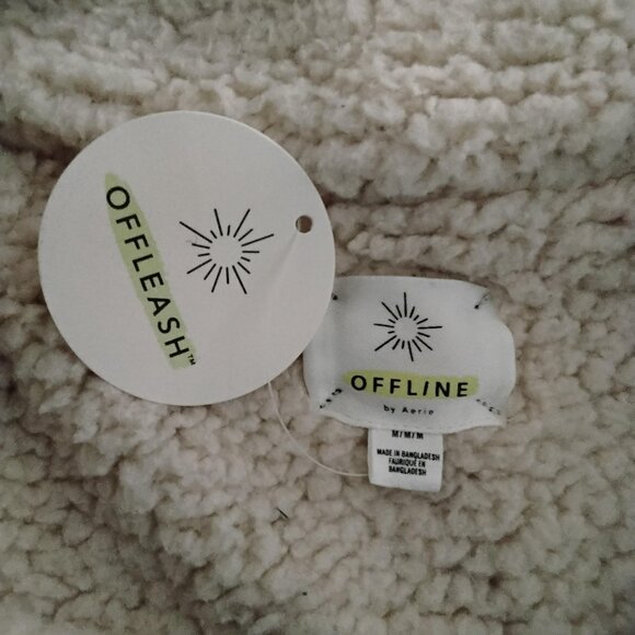 NEW!!!  AERIE Dog Flannel Shirt - Size M - Picture 7 of 7